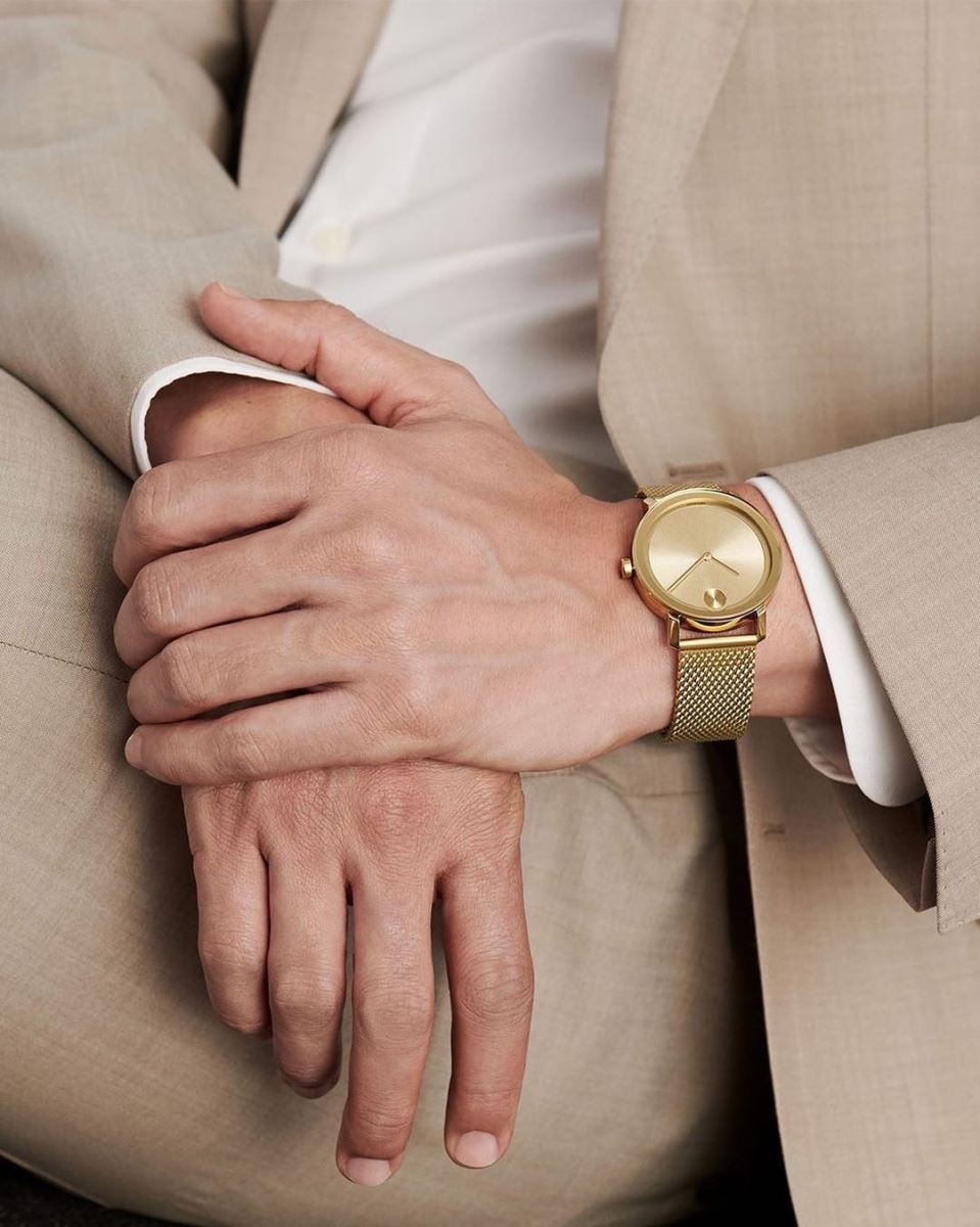 dong ho movado gold1